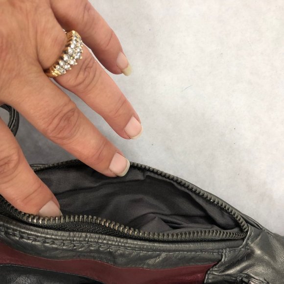 Stylish Multicolor Crossbody Bag - Picture 4 of 13